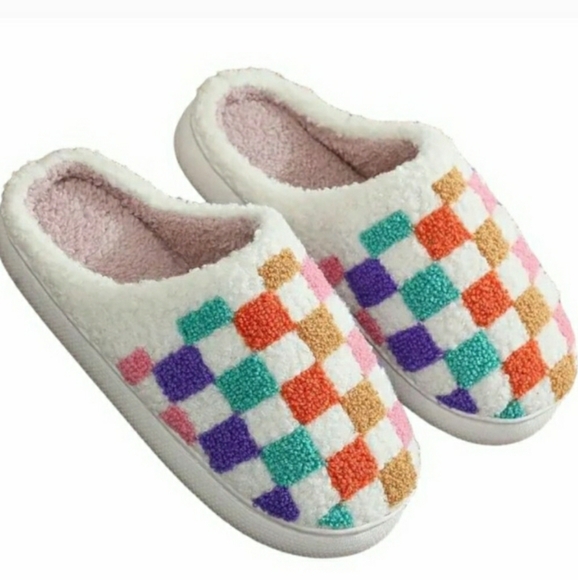 Slippers Sherpa Checkered Cushoined NEW - Picture 4 of 6